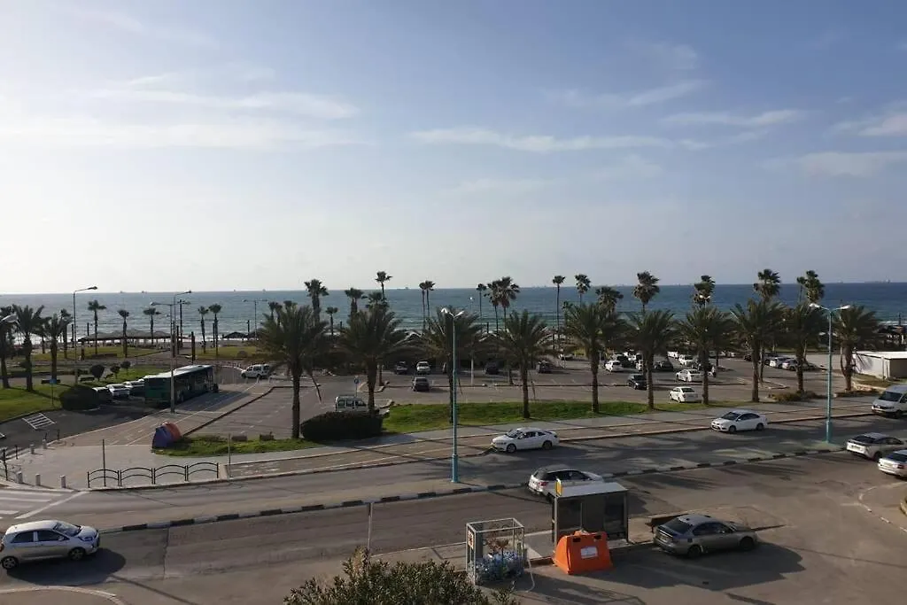 Cozy Apartment With Sea Views Haifa