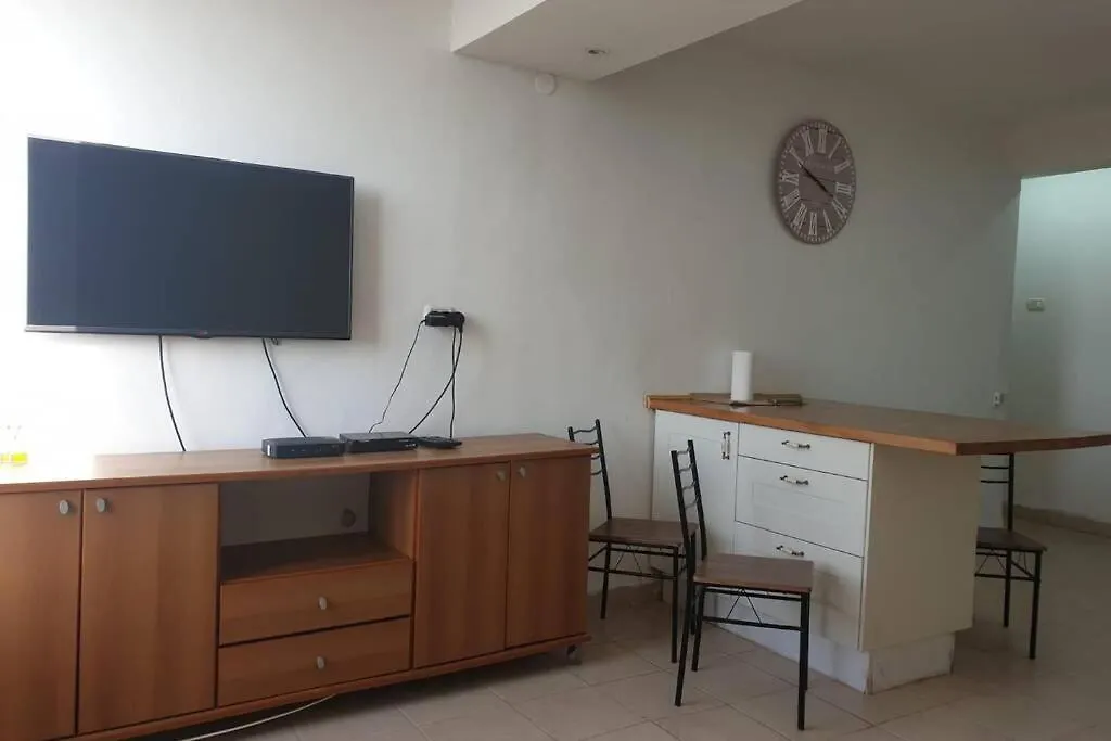 Cozy Apartment With Sea Views Haifa